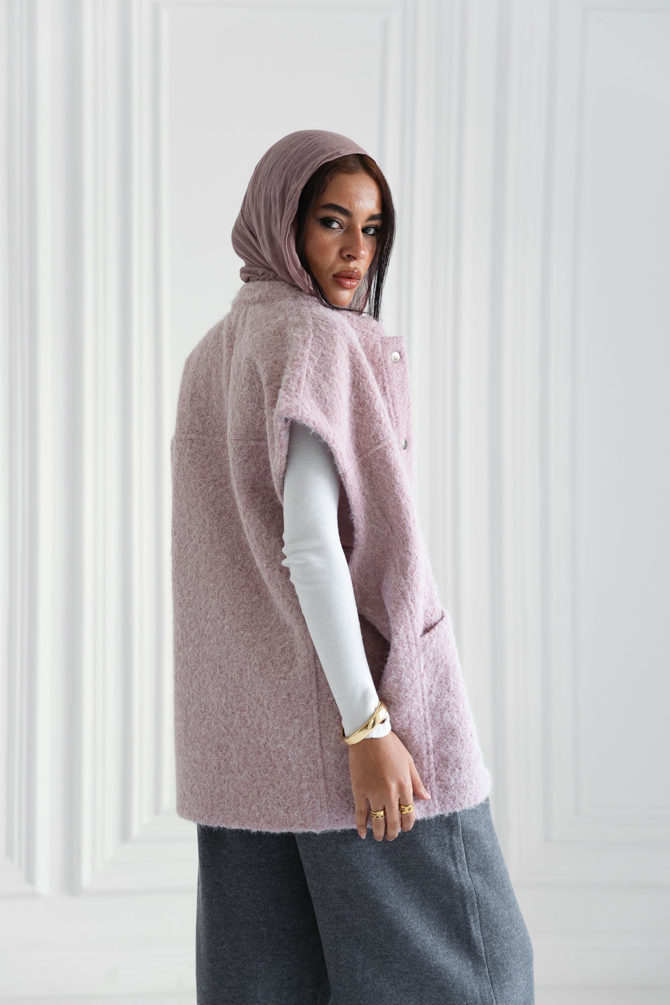 Fluffy Wool Vest -Soft Rose